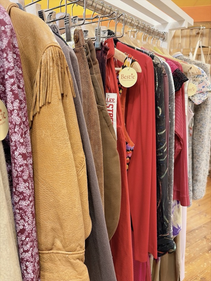 Vintage clothing store Bestie の出品イメージ